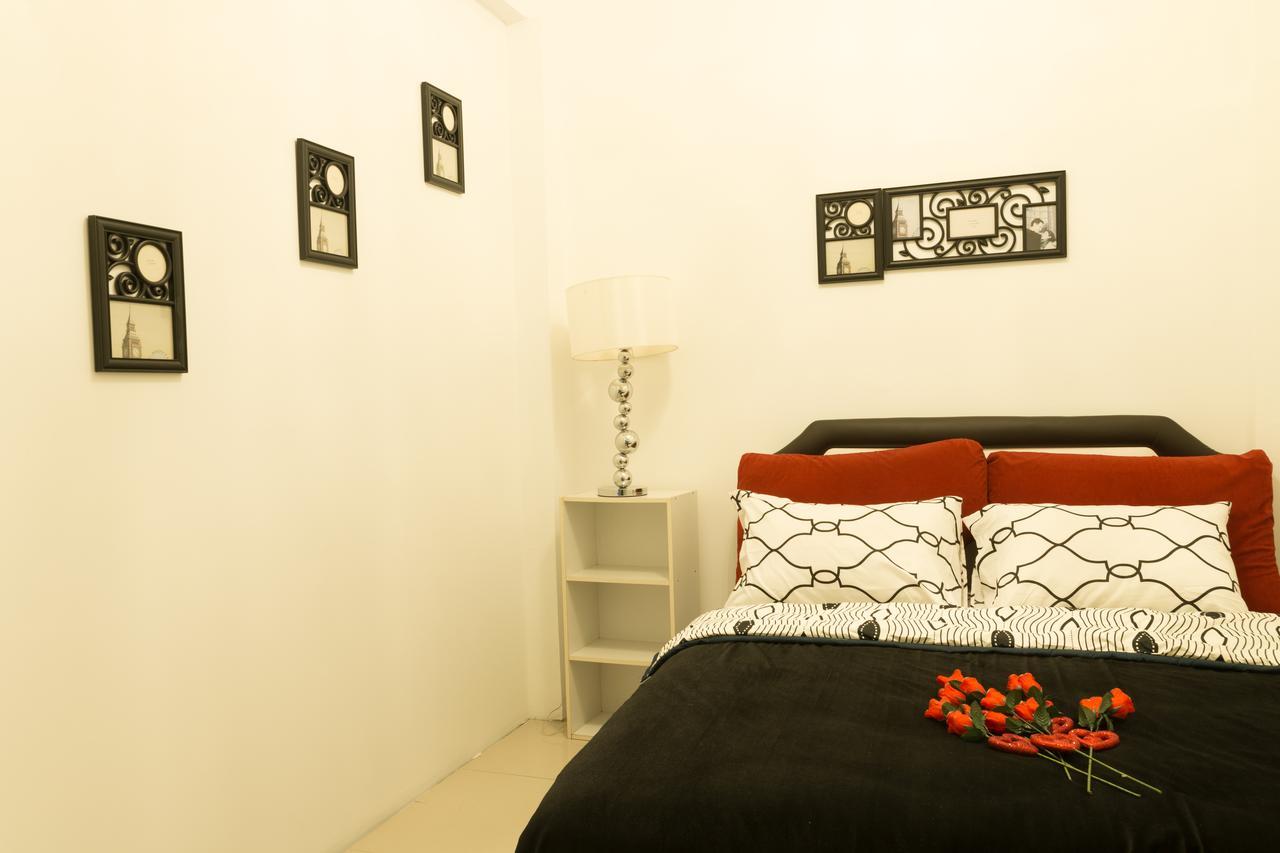 Iris Hostel Чиангмай Экстерьер фото