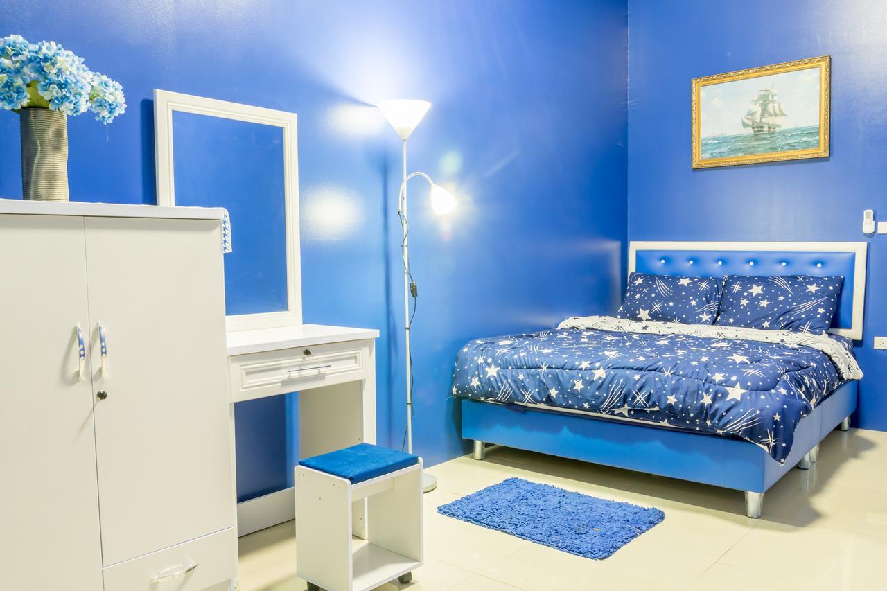 Iris Hostel Чиангмай Экстерьер фото